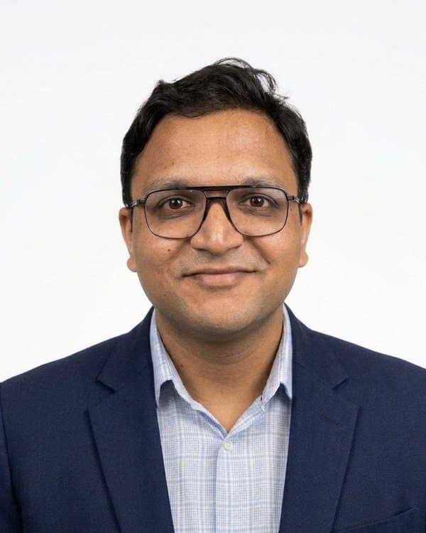 Portrait of CA Akshay Thakre